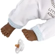 Kép 4/5 - Llorens: Cuqui síró afroamerikai fiú baba 30 cm (30011)
