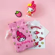 Kép 3/3 - Hello Kitty: My Melody Figura Dobozban kiegészítőkkel 6cm