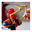 Kép 3/5 - LEGO® Marvel: Vas Pókember mellszobor (76326)