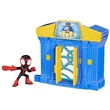 Kép 2/2 - Pókember: Póki és csodálatos barátai - Városi Bank Miles Morales figurával - Hasbro