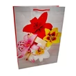 Kép 2/4 - Virágos papír ajándéktasak többféle változatban 32x44x11cm 70640