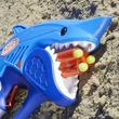 Kép 3/7 - Nerf: Sharkfire szivacslövõ 8db tölténnyel - Hasbro
