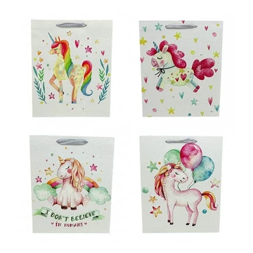 Unikornisos ajándék tasak többféle változatban 18X23X8cm 71990