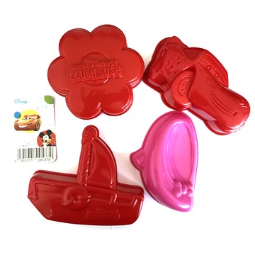 Disney Verdák és Minnie egér homokozó formaszett 4db-os