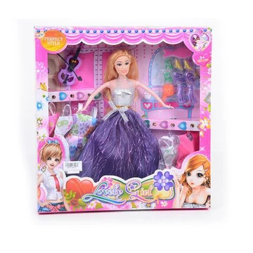 Stílusos hegedűművész baba kiegészítőkkel 28cm