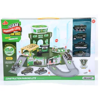 Parkolóház zöld színben, katonai járművekkel és kiegészítőkkel