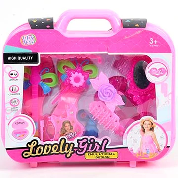 Lovely Girl szépségszett cipővel bőröndben