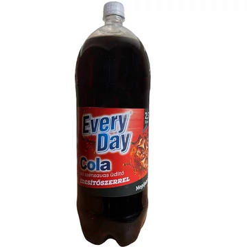 Every day Cola ízű ital 2,5L - csak egyedi szállítással vagy személyes átvétellel