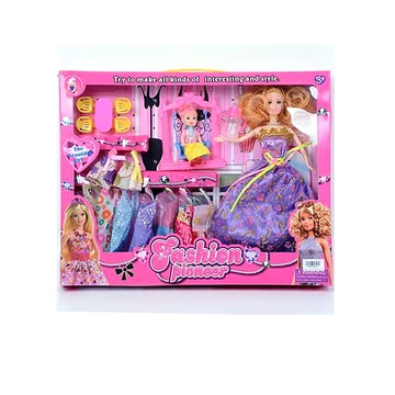 Divatbaba játékszett kisbabával és kiegészítőkkel