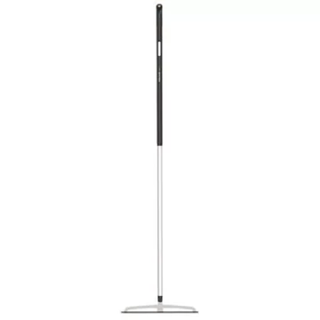 Fiskars Xact™ gereblye M (1027039)