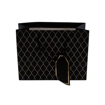 Ajándéktasak többféle változatban 17,7x23x10cm 32651