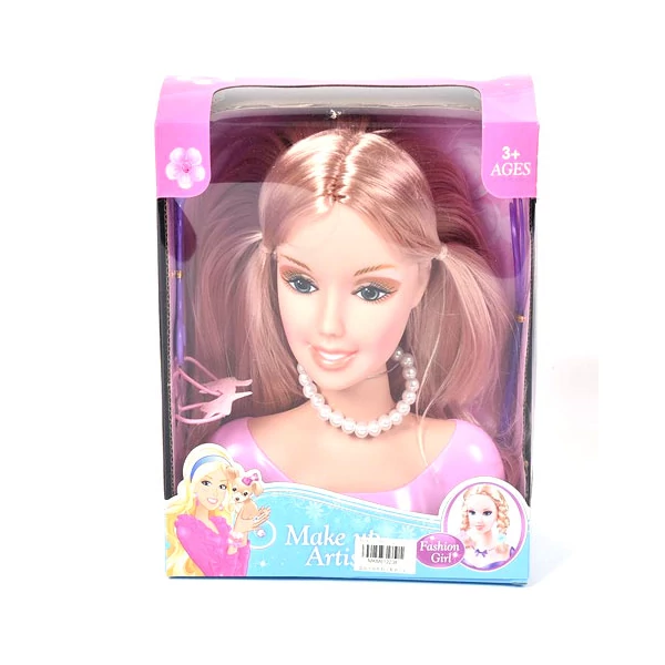 Fésülhető babafej barna hajjal gyöngy nyaklánccal