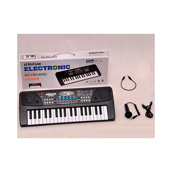 37 billentyűs szintetizátor mikrofonnal