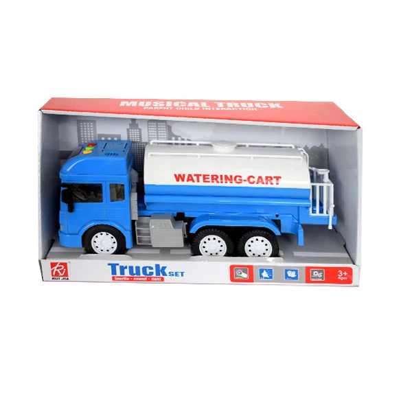 Víz-szállító kamion fényekkel és hanggal