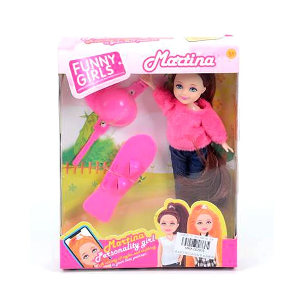 Martina baba gördeszkával