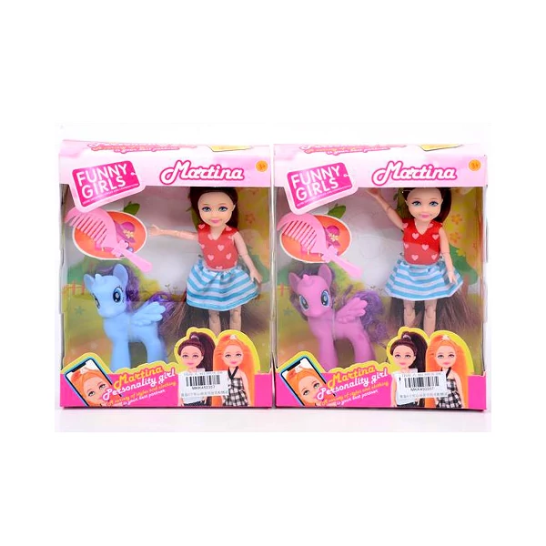 Martina baba pónival kétféle változatban