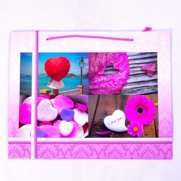 Szíves nagy lakk ajándéktáska B