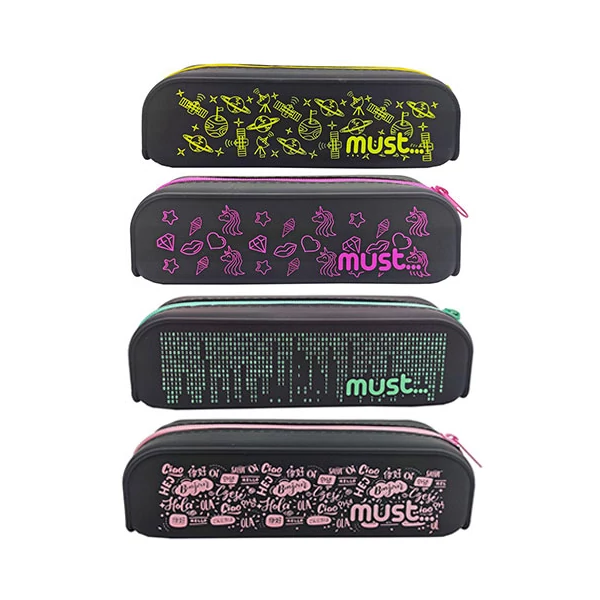 Must... Focus Black szilikon tolltartó négyféle változatban