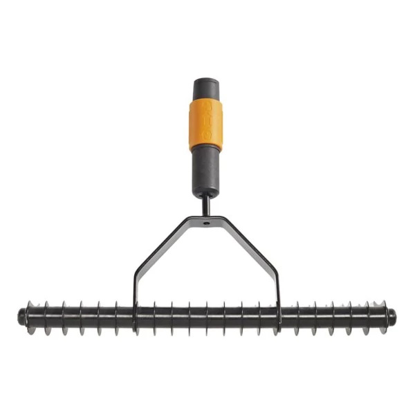 Fiskars QuikFit™ levegőztető gereblye fej 135513 (1000655)