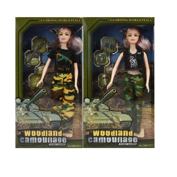 Nicky divatbaba terepszínű ruhában többféle változatban