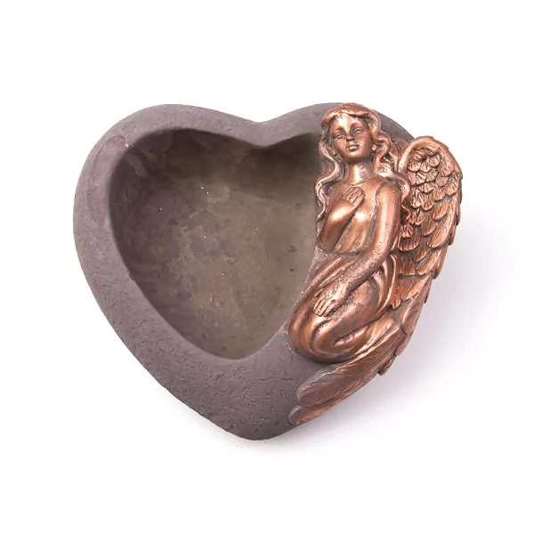 Angyalkás szív kegyeleti kaspó cementből 17x17x8cm CP5045