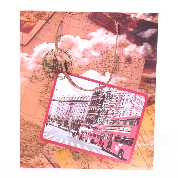 Városos ajándéktasak 18x21x8,5cm 