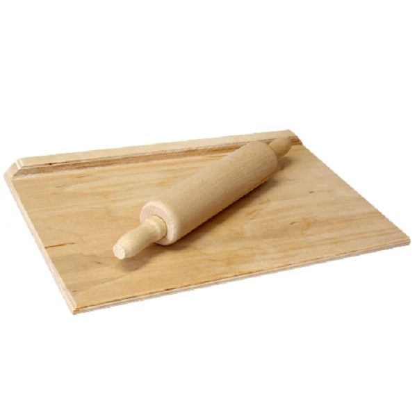 Fa gyúrmázóasztal sodrófával