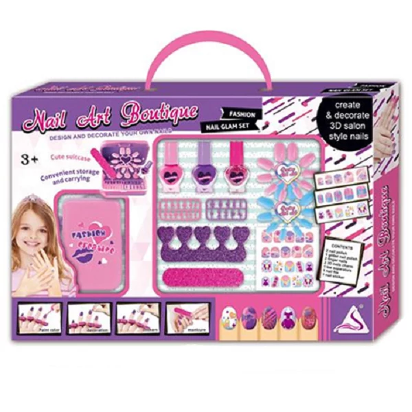 Manikűr szett körömlakkal és kiegészítőkkel