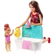 Kép 2/3 - Barbie: Skipper fürdető bébiszitter játékszett - Mattel