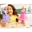 Barbie Princess Adventure: Hercegnő baba pink hajjal, lila szettben - Mattel