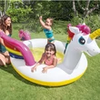 Kép 2/4 - Intex: Unikornis spriccelős gyerekmedence 272x193x104cm