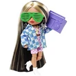 Kép 2/3 - Barbie Extravagáns mini baba kockás ruhában - Mattel