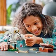 Kép 4/6 - LEGO® Harry Potter™: Hedwig™ a Privet Drive 4-ben (76425)