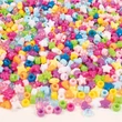 Kép 2/3 - PlayBox: színes fűzhető gyöngyök vödörben 1200db