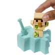 Kép 5/7 - Minecraft: Reveal Vasgólem minifigura fehér kard alakú tárolóban - Mattel
