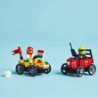 Kép 3/5 - LEGO® City: Pizzásautó vs. tűzoltóautó, versenyautós csomag (60458)
