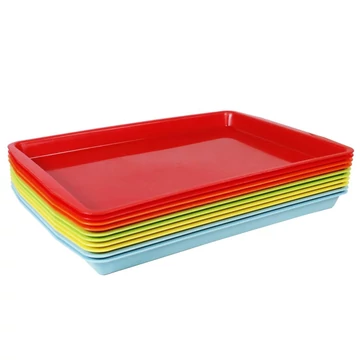 Kis méretű műanyag tálca többféle változatban 36x25cm