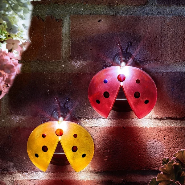 Katicabogár LED-es szolárlámpa kétféle színben 10x8,8x6cm 2db-os kiszerelésben 11763