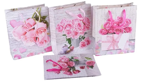 Nagy rózsás ajándék tasak többféle változatban 30x42x12cm 277818